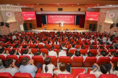 陕西师范大学举行2024-2025学年学生综合表彰典礼暨“榜样的力量”优秀学子事迹报告
